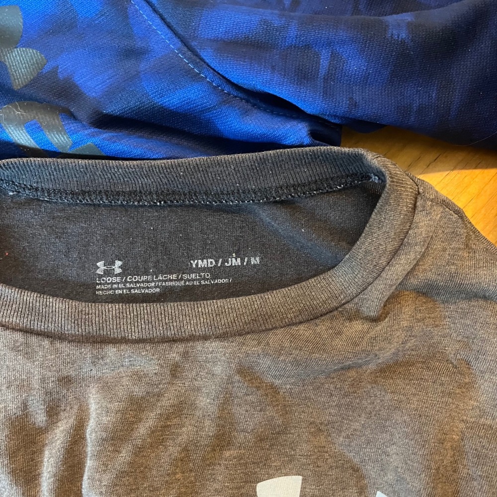 Boys Under Armour UA Lot Hoodie Sweatshirt & T-Shirt Youth Medium - Picture 4 of 7